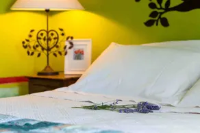 \"Enchanted forest\" apartment - Image 5