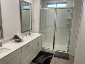 Brand new home  10 minutes from Westgate Where the Cardinals Arena - Image 4