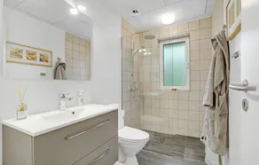 Four-Bedroom Holiday Home In Spottrup - Image 2