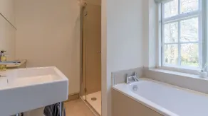 Manor Lodge Cottage - sleeps 4 guests  in 2 bedrooms - Image 2