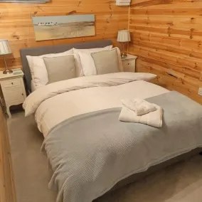 Peaceful Cabin in Skegby -Sleeps2- Fire Pit - Image 4