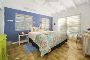 Su propia Villa frente a la playa, no es un condominio, solo 2 pisos de la ciudad, alquiler de 1 o 2 habitaciones - Image 4