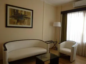 Hotel Osam - Image 2