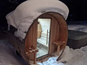 Quaint Dog Friendly Cabin with private sauna and hot tub 7 minutes from Breck - Image 2