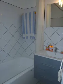 APT 3 ROOMS 32m2 + TERRACE 13m2 REF 4050 - Image 2