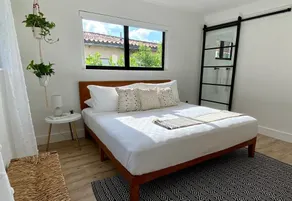 Chic Guesthouse-15mins to South Beach - Image 4