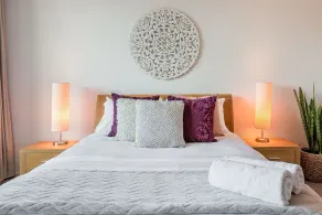 Azura 6 Lejlighed, luxe hovedgade indkvartering: gåtur til strand og by - Image 5