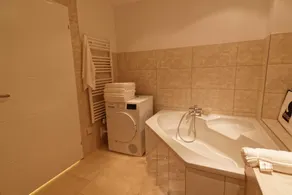 Ground floor apartment HIGHSPEED W-LAN, 5 persons, terrace/garden for single use - Image 3