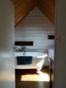 COMFORTABLE LONGERE 500M FROM THE BEACH - Image 2