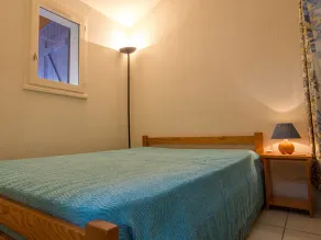 Maison familiale à Loupian avec piscine commune et climatisation - Image 4