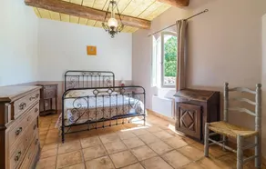 Pet Friendly Home In Apt - Image 4