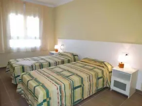 Cozy Apartments with Pool, Garden, and WiFi - 600m from Beach in Torroella de Montgrí - Image 4