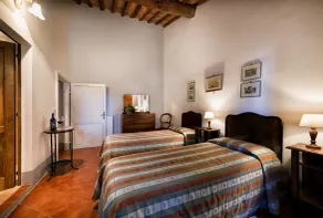 Villa overlooking the vineyards - Image 3