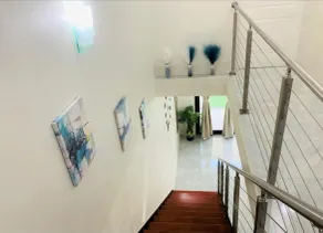 Luxury Villa Townhouse - Image 2