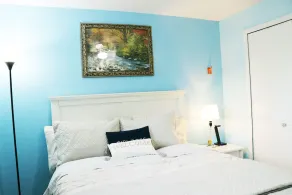 CHEERFUL 3 BEDROOM HOME WITH HUGE BACKYARD - Image 5