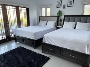 Penthouse villa on the beach, chef services available- extra cost. - Image 5