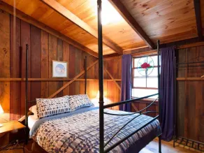 Jacaranda Cottage @ Hidden Valley Retreat Cottages - Image 3