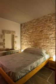 An architect's masonry house,Anavyssos, Attica, with view to Aghios Nikolaos be - Image 4