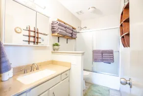 Woodmont Point - Wooded Private Lakefront Retreat with Deep Cove Dock and Great Swimming! - Image 2