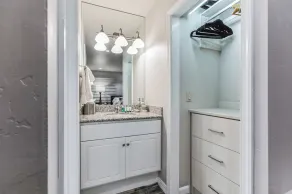 Die Gant Luxury 2BR-2BA Premiere Suite - Image 3