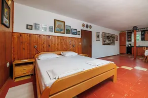 Holiday home Ivanka - 5m from sea - Image 5