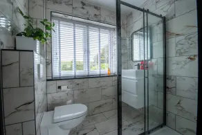15% Ferry Discount.  15 minutes to beach.  5 bed house with 22 sqm equipped gym. - Image 4
