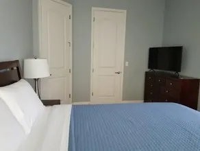 Family-friendly GREEN home across the street from Indian Shores Beach!  - Image 4