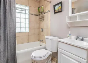 Visit Buffalo & Niagara from this Quaint Apartment - Image 2