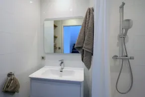 Villa Luxe Bord de Golf - Pool, Jacuzzi & Absolute Calm - Image 3