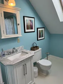 Charming 1850's home on the Royal River in Yarmouth Village Maine - Image 2