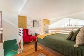 Luxurious Serene Loft Cabin with Hot-Tub in the Heart of the Catskills - Image 4