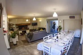 15-person gite with private pool - Image 4