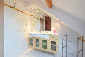 Cozy Holiday Home in Noville with Private Terrace - Image 5