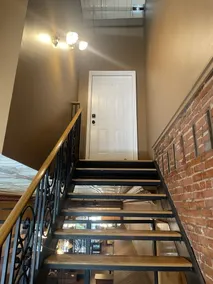The Lofty Owl - Updated historical apartment in quaint downtown Hillsdale - Image 4