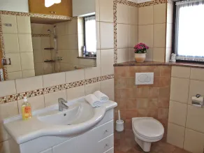 Nyrenoveret rummelig villa Nicole, fantastisk havudsigt,40 m2 pool,sauna,biliard - Image 3