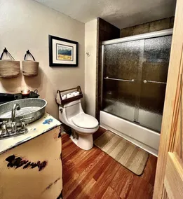 Spacious cozy home, minutes from adventure both in Red River & Taos. - Image 3