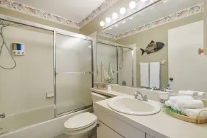 Siesta Key Serenity: Home with Heated Pool, Pond View Oasis in Heart of Sarasota - Image 2