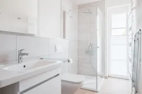 Modern house on the Baltic Sea - Image 2