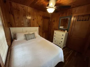 Dog Friendly Lakefront Cabin with Amazing Sunset Views & New Boat dock.  - Image 5