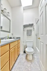 232-Duplex-Salle de bain privée-Vue sur Montagne - Image 3