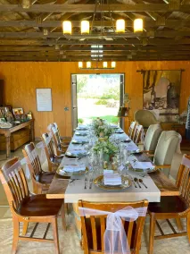 Large poolside King suite with private entrance-Villa Riposo Winery - Image 5