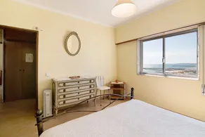 Apartment 'VIP T2 em Frente a Praia' with Sea View, Terrace & Wi-Fi - Image 5