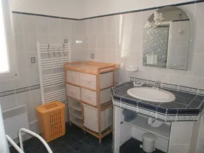 Apartamento en casa en el campo, con piscina, Peri - Image 4