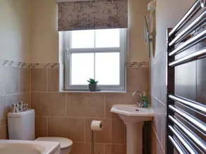 2 bedroom accommodation in Allonby, near Maryport - Image 3