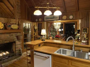 Luxury English Cottage: Mountain Views, Exquisite Decor, Farm Animals - Image 2