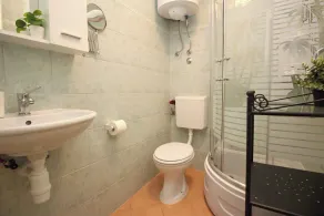 Holiday apartment with a/c - Image 3