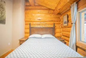 Tucked Away Timber Upper Suite - Image 5