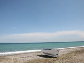 Atemberaubende Wohnung auf einem preisgekrönten Komplex, tolle Lage in der Nähe von Strand. - Image 3