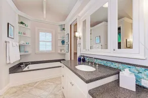 Banyan Beach: Steps to Beach, Pool, Game Room, Putting Green by Anna Maria Life Vacation Rentals - Image 4