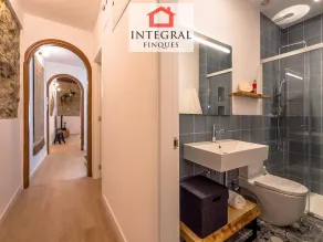 Duplex moderne au cœur de Palamós avec terrasse et garage privé - Image 3